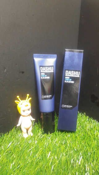 다슈코리아 다슈 맨즈 톤 업 비비로션 40ml — 3.67점을 준 리뷰어가 2018년 5월 올린 사용 사진