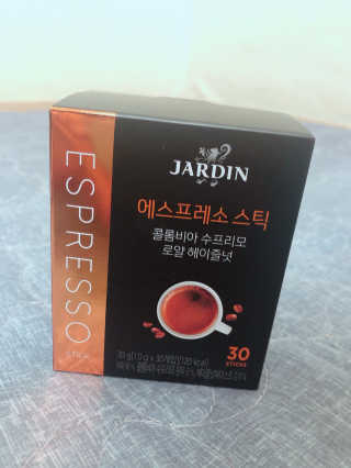 (주)쟈뎅 쟈뎅 에스프레소 스틱 [블랙+헤이즐넛 set] — 5점을 준 리뷰어가 2020년 3월 올린 사용 사진
