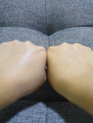 [후르디아] 혼합자차 선 에센스+톤업 선크림 2종 — 5점을 준 리뷰어가 2019년 5월 올린 사용 사진