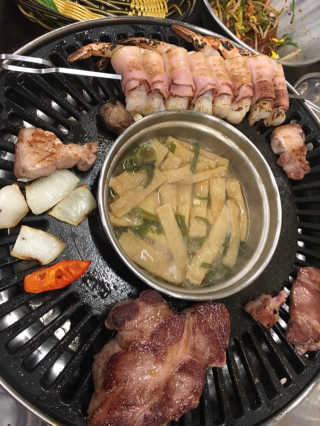 [제주연동 하몽돼지] 이베리코 목살+늑간살+음료 — 5점을 준 리뷰어가 2018년 12월 올린 사용 사진
