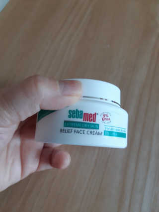 세바메드 우레아 수분폭탄크림 50ml — 2점을 준 리뷰어가 2019년 12월 올린 사용 사진