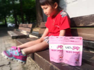 락토조이 구미젤리 복숭아맛 — 5점을 준 리뷰어가 2019년 6월 올린 사용 사진