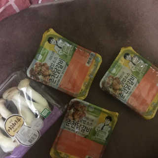 뜰아채유통 춘천닭갈비덮밥소스와 머쉬마루 버섯 — 1점을 준 리뷰어가 2018년 12월 올린 사용 사진