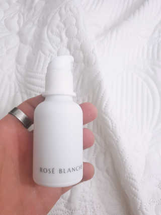 ROSE BLANCHE 로제블랑쉐 인텐시브 수딩 세럼 — 5점을 준 리뷰어가 2019년 7월 올린 사용 사진