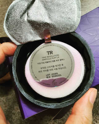 TR타임레볼루션 [TR] 더블 앰플 쿠션 파운데이션 LX — 5점을 준 리뷰어가 2019년 12월 올린 사용 사진