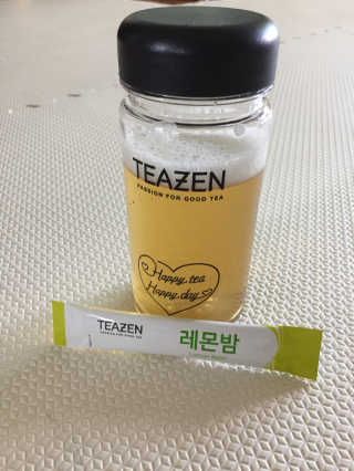 티젠 레몬밤 + 마이보틀 — 3.5점을 준 리뷰어가 2018년 7월 올린 사용 사진