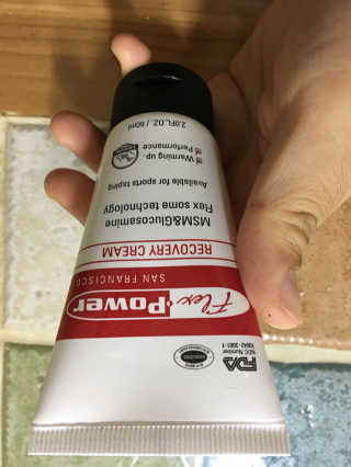 플렉스파워에이더블유에스 리커버리크림 30ml — 3.67점을 준 리뷰어가 2017년 5월 올린 사용 사진