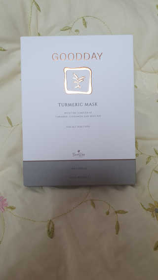 GoodDay Skincare GoodDay 강황 마스크 — 4.5점을 준 리뷰어가 2020년 2월 올린 사용 사진