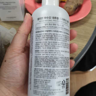 셀리본 하수오 내츄럴 프리벤션 탈모관리 샴푸 300ml — 5점을 준 리뷰어가 2019년 11월 올린 사용 사진