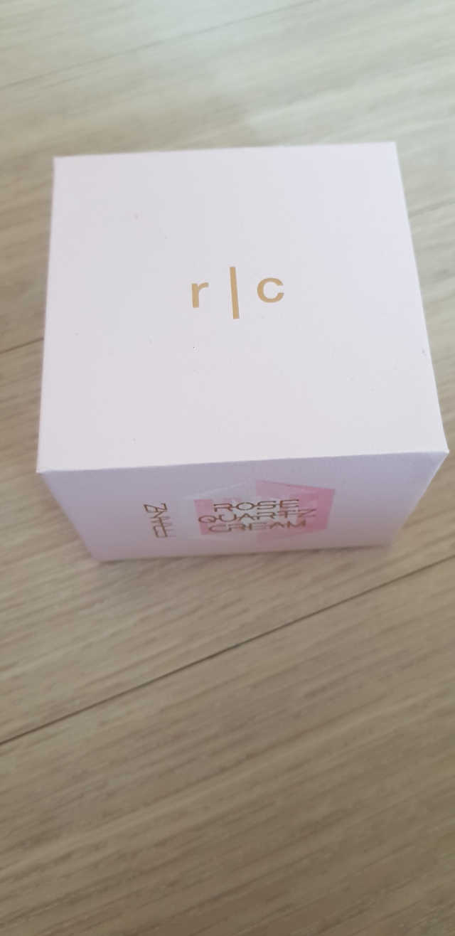 프란츠 로즈 쿼츠 크림 리뷰 사진