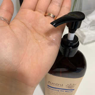 아미니 릴렉싱 오일워시 대용량 400ml — 4점을 준 리뷰어가 2019년 11월 올린 사용 사진