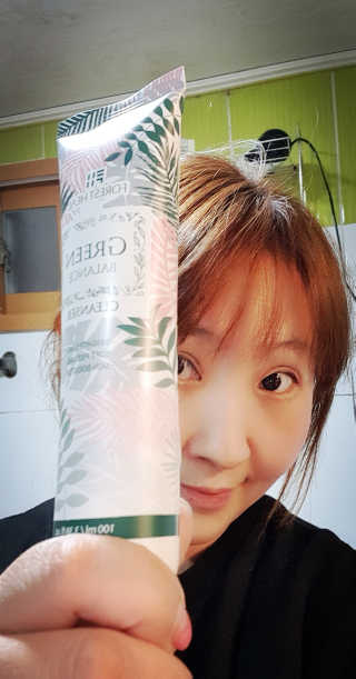 포레스트힐 그린 밸런스 클렌져 100ml + 토끼 헤어밴드 — 4점을 준 리뷰어가 2020년 2월 올린 사용 사진