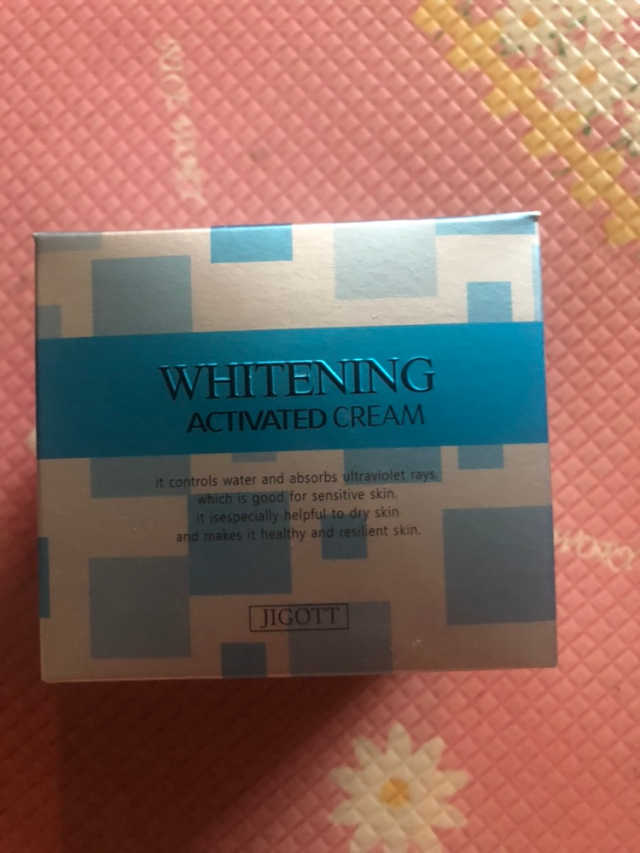 지고트 화이트닝 액티베이티드 크림 100g 리뷰 사진