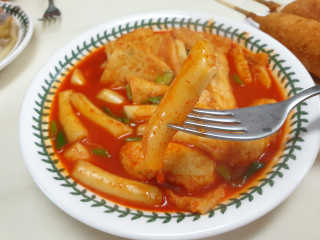 잠실맛집,홍코너떡볶이가우리집에[옛날맛,짜장맛옵션] — 5점을 준 리뷰어가 2019년 12월 올린 사용 사진