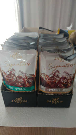 (주)쟈뎅 쟈뎅 시그니처 블랙, 헤이즐넛 230ml — 5점을 준 리뷰어가 2018년 7월 올린 사용 사진