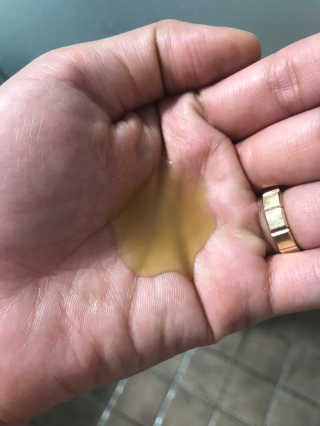 셀리본 하수오 내츄럴 프리벤션 탈모관리 샴푸 300ml — 4점을 준 리뷰어가 2019년 11월 올린 사용 사진