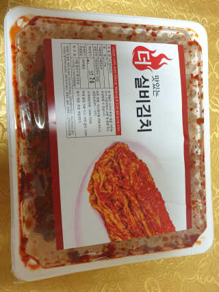 땡땡쿡 더 맛있게 매운 더 실비김치 1.2kg — 5점을 준 리뷰어가 2019년 7월 올린 사용 사진