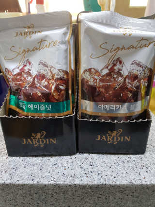 (주)쟈뎅 쟈뎅 시그니처 블랙, 헤이즐넛 230ml — 4.17점을 준 리뷰어가 2018년 7월 올린 사용 사진