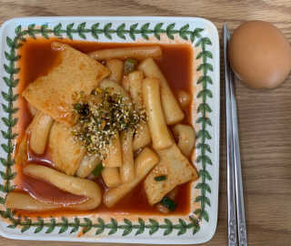 두번째 국떡 국가대표 떡볶이 1팩 + 영미칩 2봉 증정 — 4.5점을 준 리뷰어가 2019년 2월 올린 사용 사진