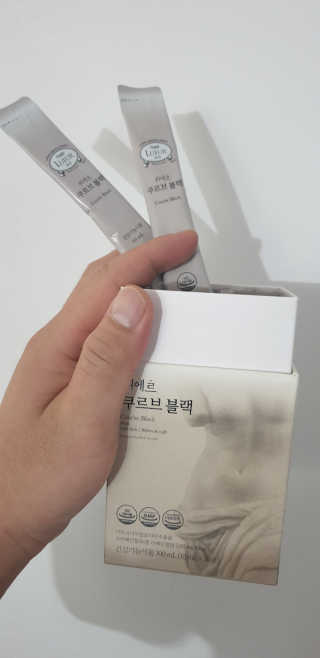 [하우투잇] 뤼에르 쿠르브 블랙 10ml x 30포 총 300ml — 4점을 준 리뷰어가 2020년 3월 올린 사용 사진