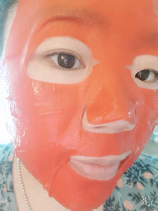 쏘내추럴 약산성 진정 5.5 레드 앰플 마스크팩 10매 — 5점을 준 리뷰어가 2019년 12월 올린 사용 사진