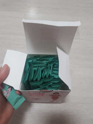 정찬우 꽐라만시 [띵보몰]건강환 습관 노니마니 스틱 1Box — 5점을 준 리뷰어가 2019년 8월 올린 사용 사진