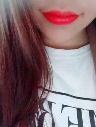 테라다이아 립 메이트 오일 — 5점을 준 리뷰어가 2018년 5월 올린 사용 사진