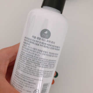 이솔화장품 이솔 세범 리스 포어 토너 200ml — 5점을 준 리뷰어가 2018년 8월 올린 사용 사진