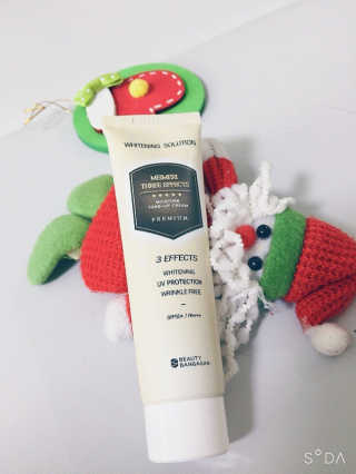 메이메리 쓰리이펙츠 모이스처 톤업크림 50ml — 5점을 준 리뷰어가 2019년 12월 올린 사용 사진