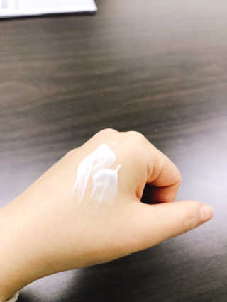 벨라몬스터 센서티브 케어 솔루션 톳크림 — 3.5점을 준 리뷰어가 2019년 3월 올린 사용 사진