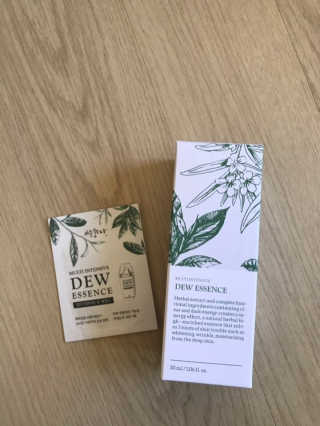 [이슬품은나] 야생녹차 이슬 에센스 30ml — 4점을 준 리뷰어가 2019년 9월 올린 사용 사진