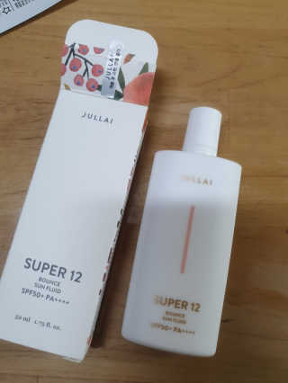쥴라이Jullai 슈퍼 12 바운스 선 플루이드 SPF50+ PA++++ — 4.5점을 준 리뷰어가 2019년 8월 올린 사용 사진