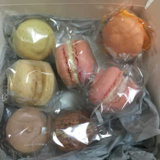 M카롱 반할만큼 달콤한 수제마카롱 — 2.33점을 준 리뷰어가 2018년 5월 올린 사용 사진