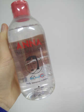 솔테라피 안나 트러블 토너 300ml — 5점을 준 리뷰어가 2019년 4월 올린 사용 사진