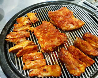 [서울숯불닭갈비] 닭갈비 세트메뉴 — 5점을 준 리뷰어가 2018년 8월 올린 사용 사진