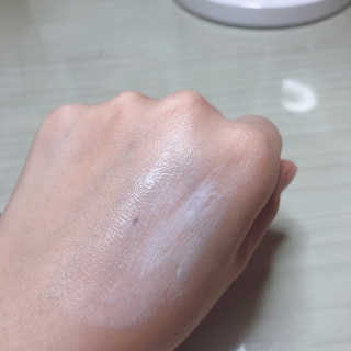 리얼베리어 익스트림 모이스처 선크림 SPF50+ PA++++ — 5점을 준 리뷰어가 2019년 4월 올린 사용 사진