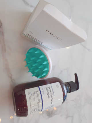 달리프 베러 퍼퓸 샴푸 1000ml 레이니데이 or 일랑로즈 — 5점을 준 리뷰어가 2020년 2월 올린 사용 사진