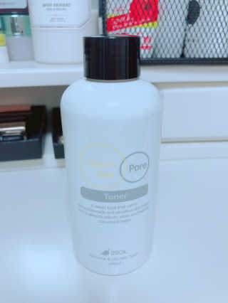이솔화장품 이솔 세범 리스 포어 토너 200ml — 4점을 준 리뷰어가 2018년 8월 올린 사용 사진