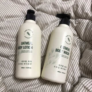 (주)에네스티 내추럴 촉촉  오트밀 바디워시 500ml — 5점을 준 리뷰어가 2019년 10월 올린 사용 사진