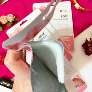 SNP Supercharged Mask_Rose Centifoli Flower — 5점을 준 리뷰어가 2019년 1월 올린 사용 사진