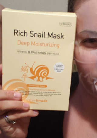 마더메이드 마더 메이드 딥 모이스춰 라이징 리치 스 네일 마스크 10PC — 5점을 준 리뷰어가 2019년 7월 올린 사용 사진