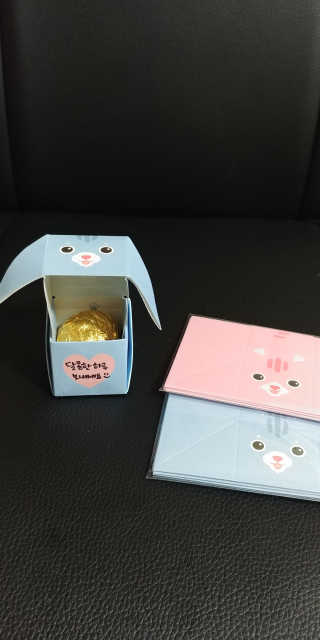 엘토이 L-TOY 시바견 편지지 8종 + 고양이편지지 각 3종 1set — 5점을 준 리뷰어가 2018년 11월 올린 사용 사진