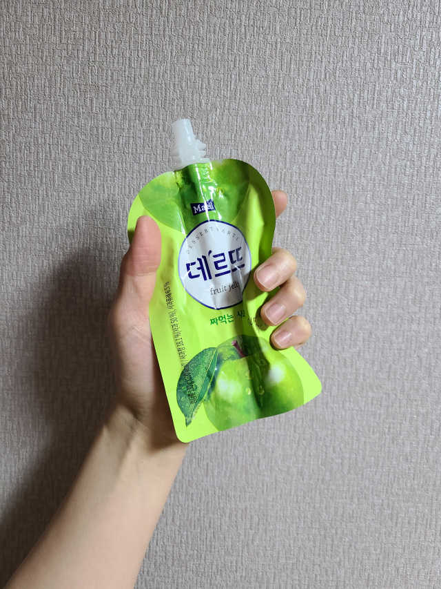 데르뜨 떠먹는 과일 3종, 짜먹는 과일 2종 총 10개 체험 리뷰 사진