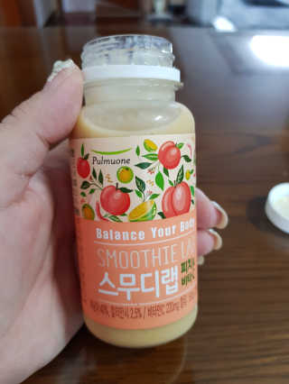 풀무원 스무디랩 피치&비타 — 5점을 준 리뷰어가 2017년 11월 올린 사용 사진