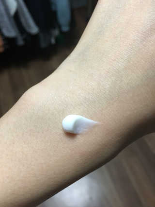 플렉스파워에이더블유에스 리커버리크림 30ml — 3.33점을 준 리뷰어가 2017년 5월 올린 사용 사진