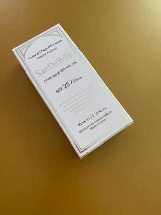 [스킨큐어] 산다화 내추럴 매직 비비 크림 — 5점을 준 리뷰어가 2019년 7월 올린 사용 사진
