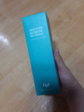 오지아이 워터 밤 모이스처 스킨 에센스 180ml — 5점을 준 리뷰어가 2020년 2월 올린 사용 사진