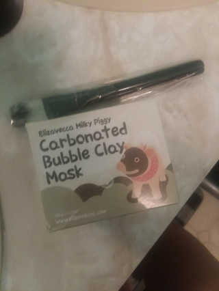 엘리자베카 Elizavecca Carbonate Bubble Pack — 3.33점을 준 리뷰어가 2018년 5월 올린 사용 사진