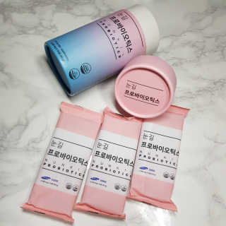 눈길 프로바이오틱스 눈길 콜라겐 프로바이오틱스 — 4.5점을 준 리뷰어가 2019년 11월 올린 사용 사진