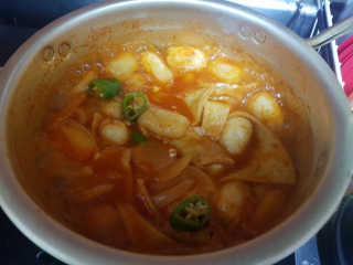 미쓰리떡볶이 just 10 min 패키지 — 5점을 준 리뷰어가 2018년 5월 올린 사용 사진